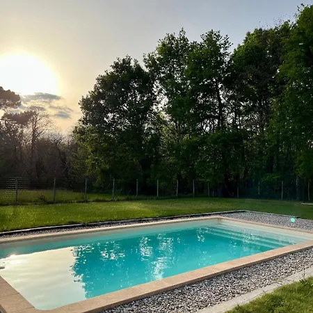 Maison En Périgord Les Chênes * Soulaures
